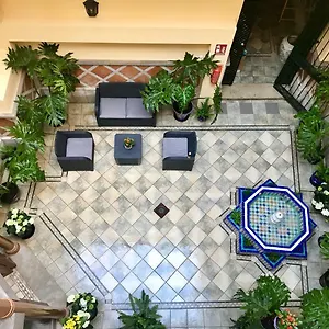 /